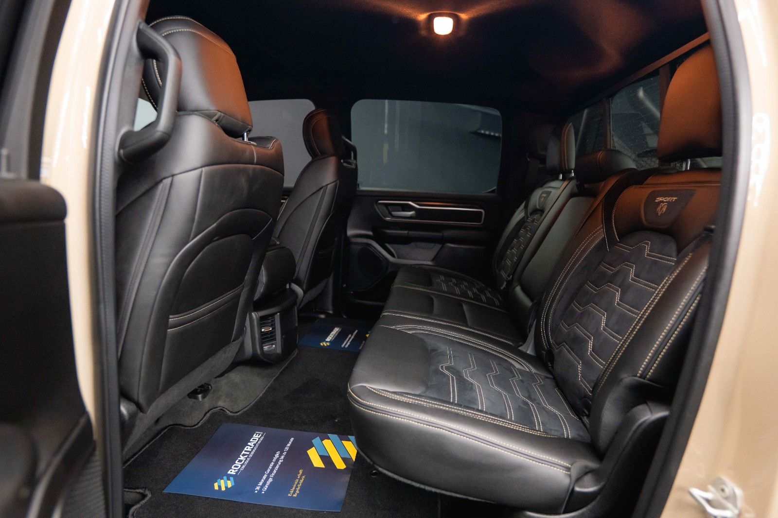 Fahrzeugabbildung Dodge RAM 5.7 V8 HEMI 4x4 OFFROAD LONGBED AXLE LOCK RC