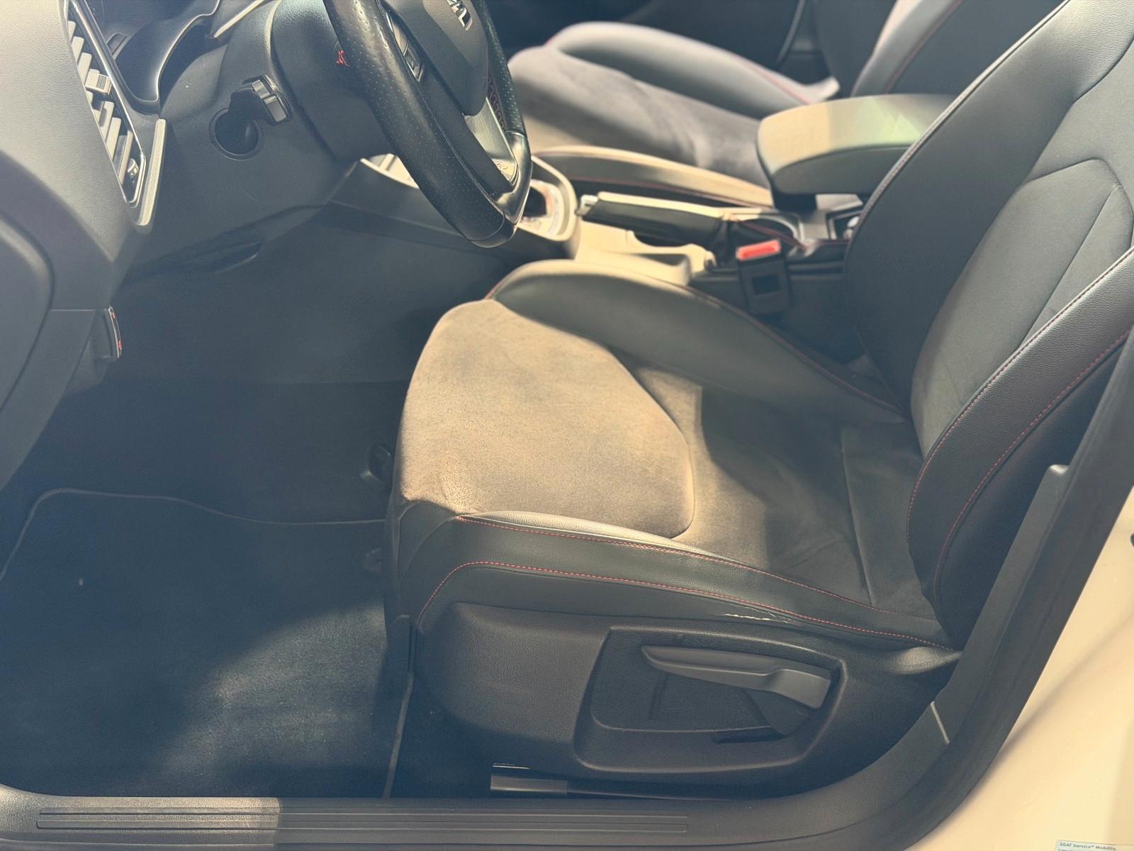 Seat Leon ST FR DSG Panorama PDC Navi