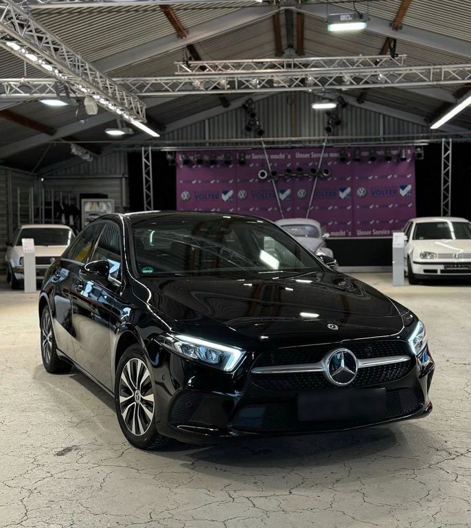 Image of Mercedes-Benz A 200