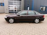 Opel Vectra B 1.6 Benz 16V 74kw 100PS mit ... - Opel Vectra: B 16 16v