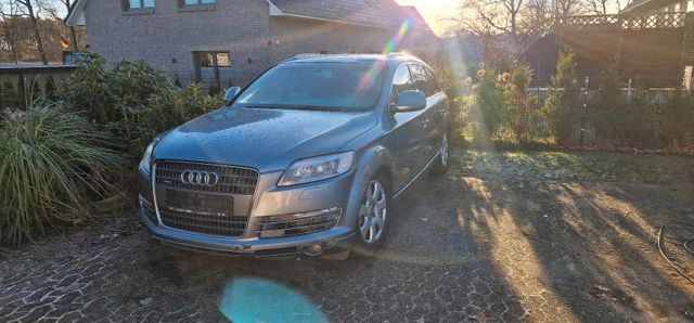 Audi Q7 3.0 TDI erst 216.000 Km gelaufen