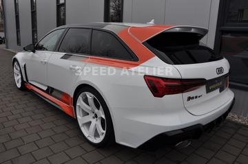 2025 AUDI RS6 photo 5