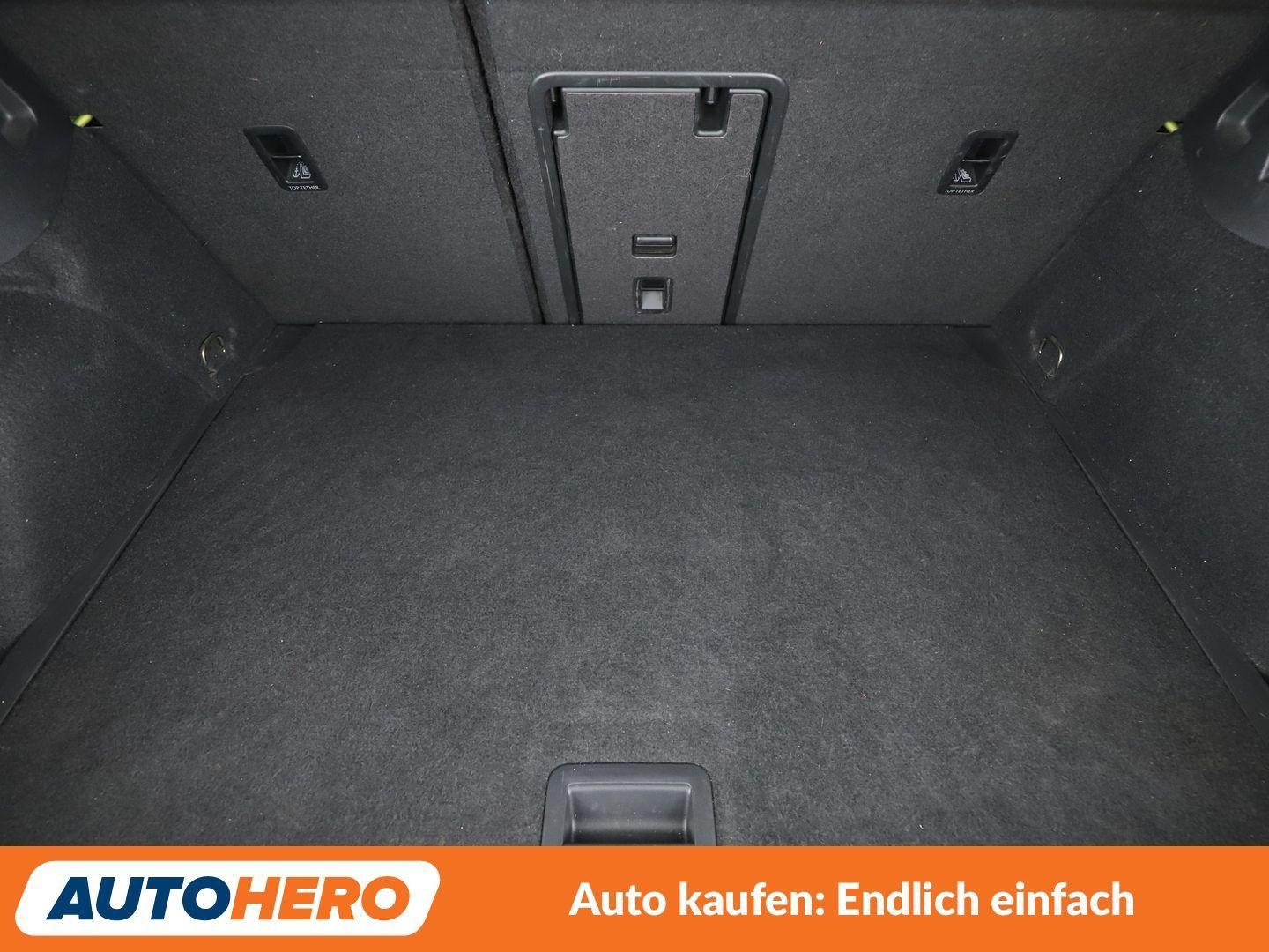 Volkswagen Golf VIII 1.5 eTSI ACT R-Line Aut.*NAVI*PDC*, миниатюра 16
