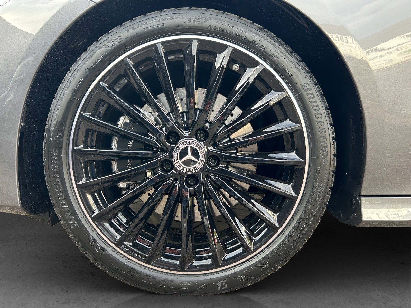 Fahrzeugabbildung Mercedes-Benz CLA 200 Coupé AMG Pano 360° DISTRO Night KeyGo