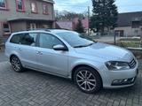Volkswagen VW Passat B7 - Volkswagen Passat aus 2011: Kombi