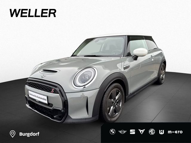 MINI Cooper S Essential Carplay DAB+ LED Ambiente