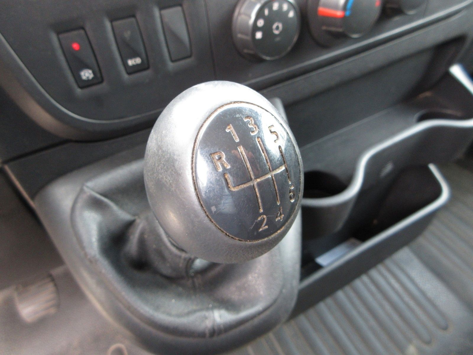 Fahrzeugabbildung Opel Movano L2H2 Kasten 2.3D 100KW  3,5t  6-Gang PDC