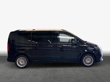 Mercedes V 220 - 4