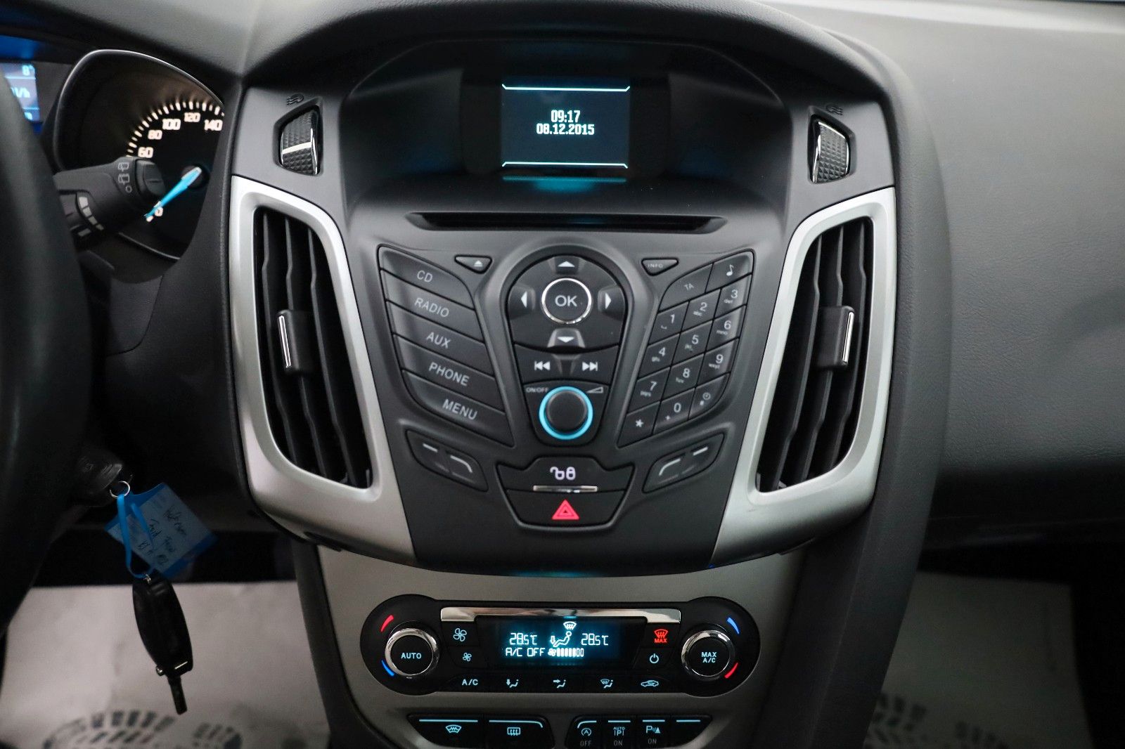 Fahrzeugabbildung Ford Focus Turnier Sync Edition SH,PDC