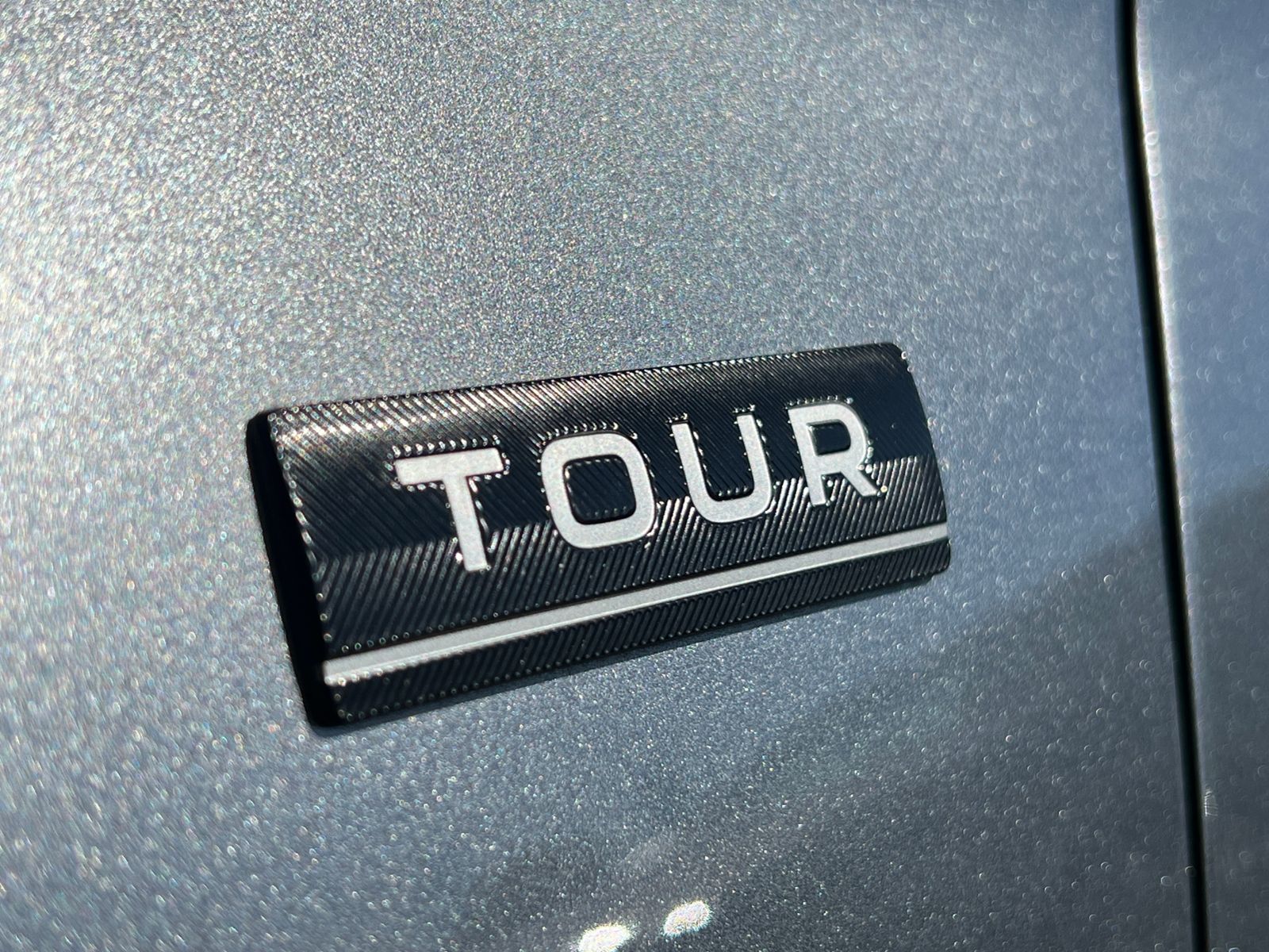 Fahrzeugabbildung SKODA Fabia Selection Tour 1.0 TSI *Vorb. AHK, LED, Ka