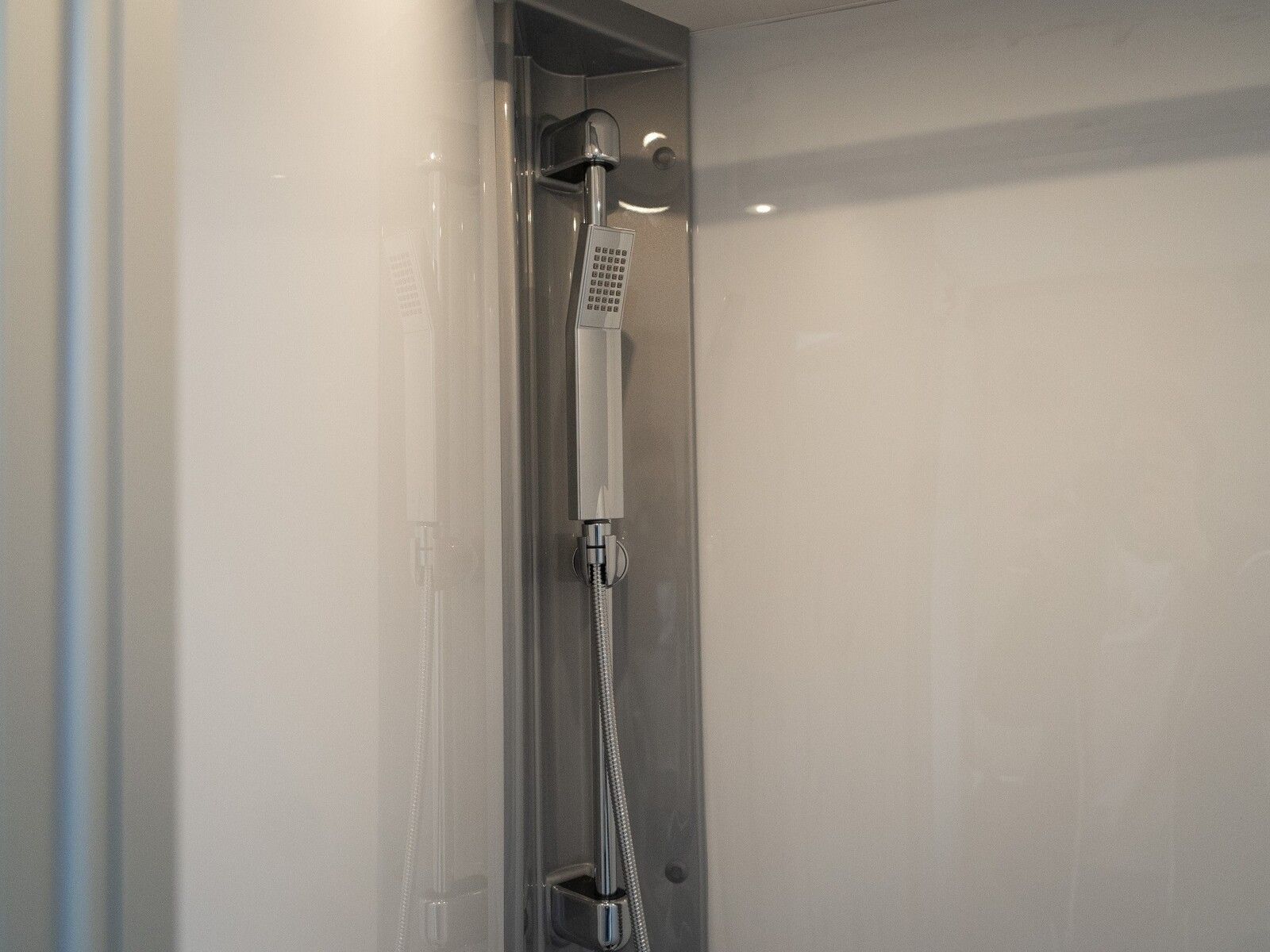 Fahrzeugabbildung Dethleffs Just Camp Active T 7052 EB Automatik*Hubbett