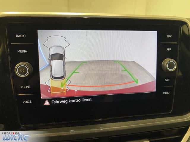 T-Roc 1.5 TSI DSG Style NAVI KLIMA PDC LED
