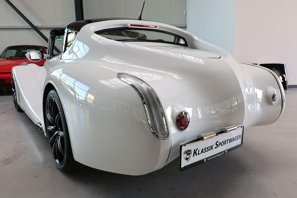 Morgan Aero 8