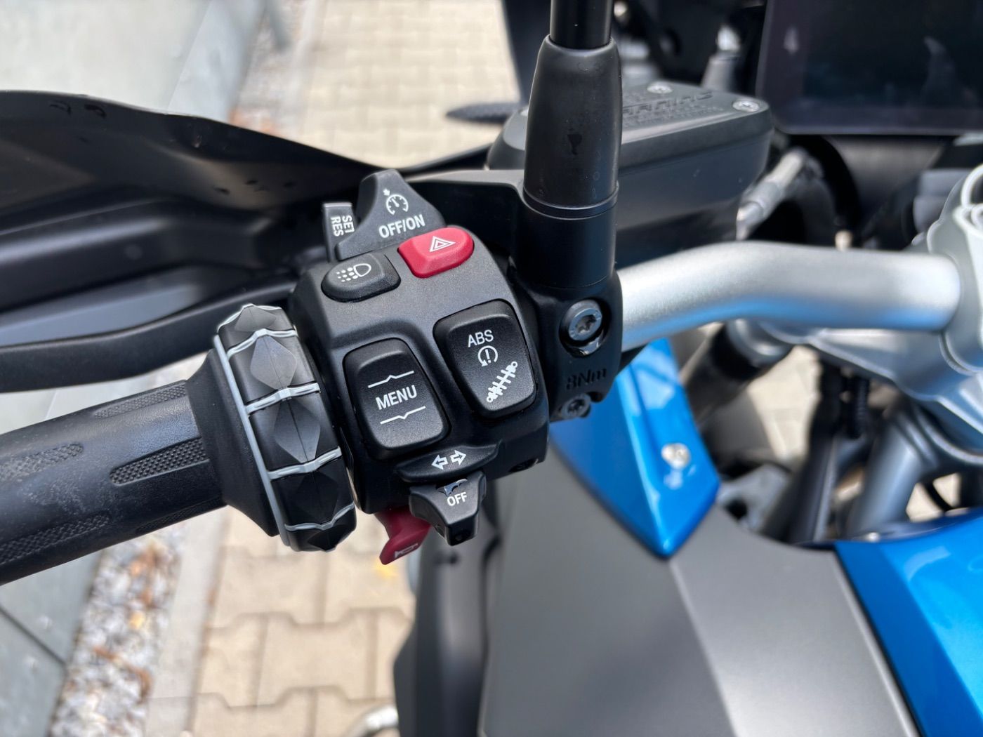 Fahrzeugabbildung BMW R 1250 GS 3 Pakete Sturzbügel BMW Seitenkoffer