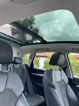 Audi Q5 55 TFSI e S tronic quattro -
