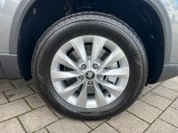 SKODA Karoq 1.5 TSI DSG Selection PANO KAM AHK 5JGAR bei Autohaus Landmann & Maier OHG