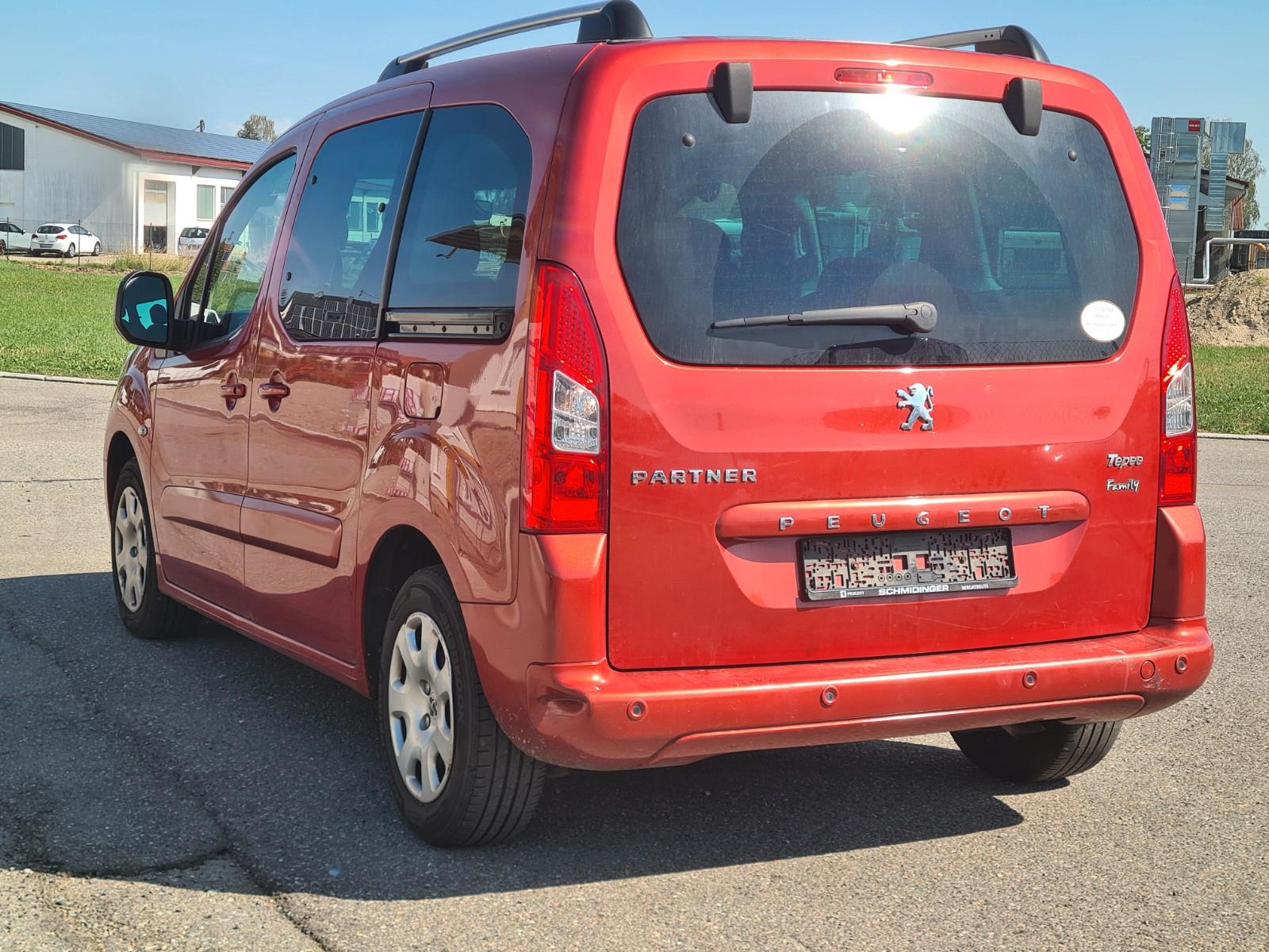 Peugeot Partner Tepee Family Klima 8fach Pano ZR neu