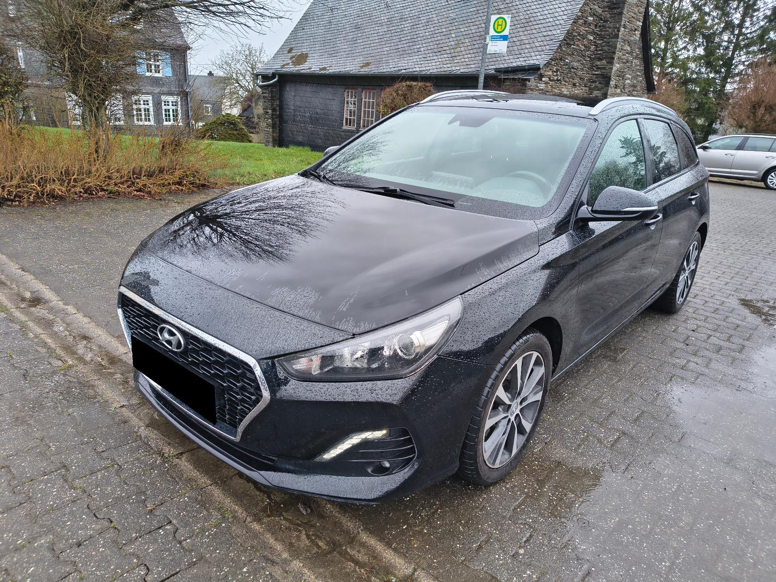 Hyundai i30 1.0 cw 30 Jahre