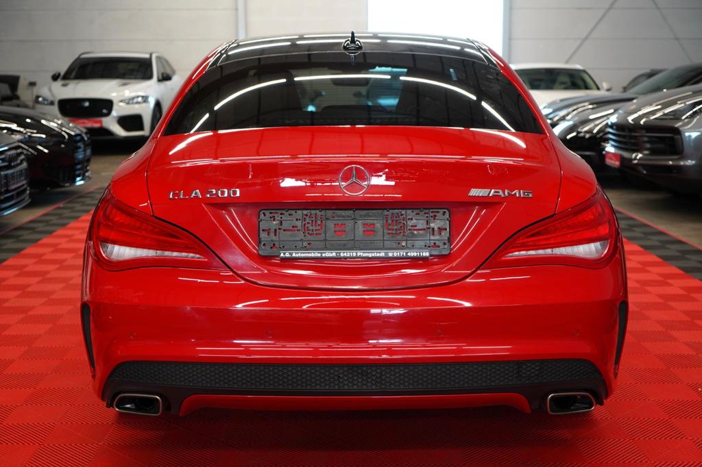 Mercedes-Benz CLA 200