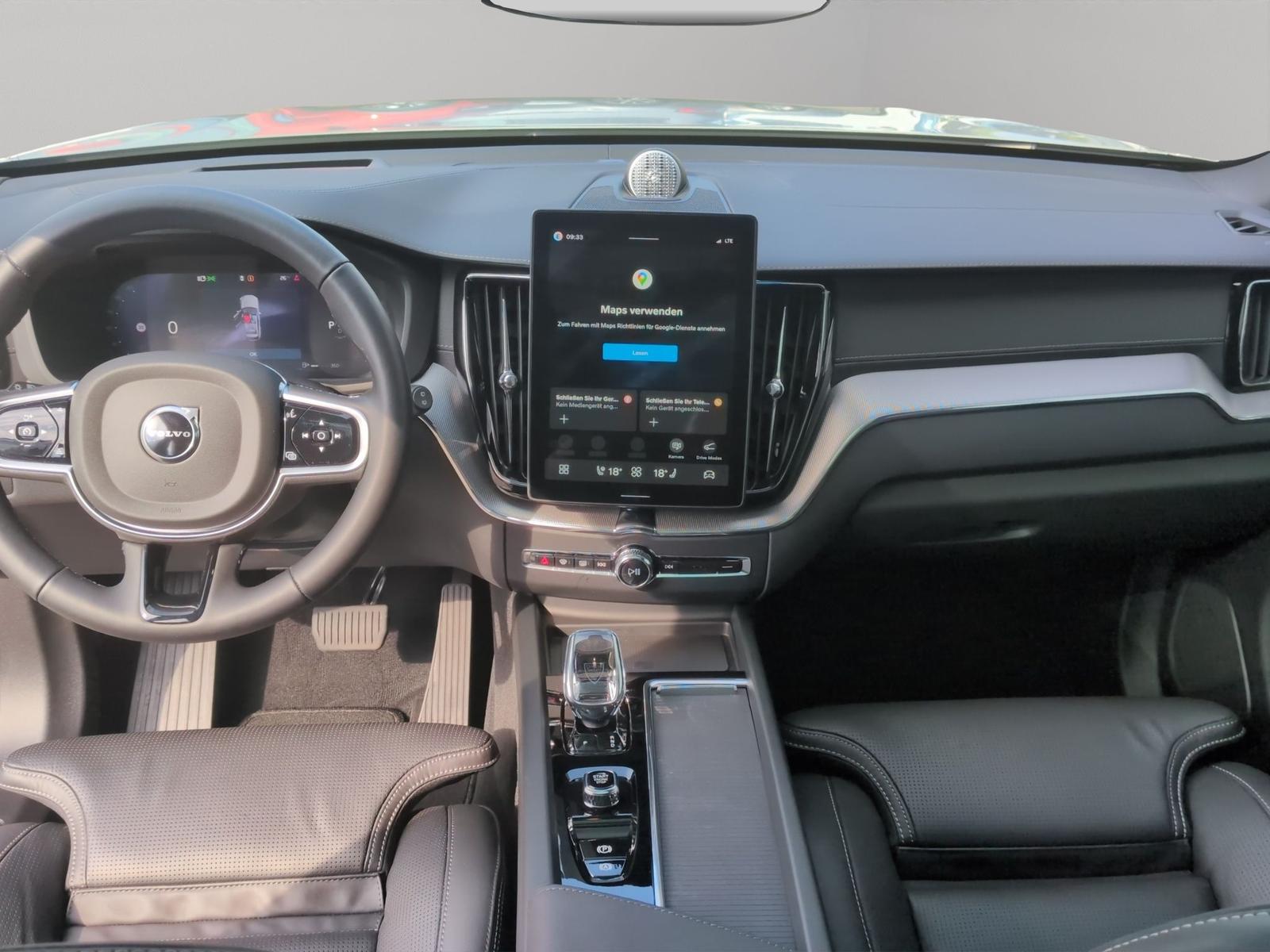 Volvo XC60 B5 AWD Ultra Black Edition+Luft+Nappa+AHZV+