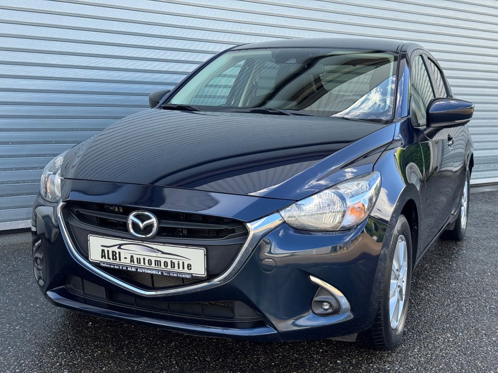 MAZDA 2