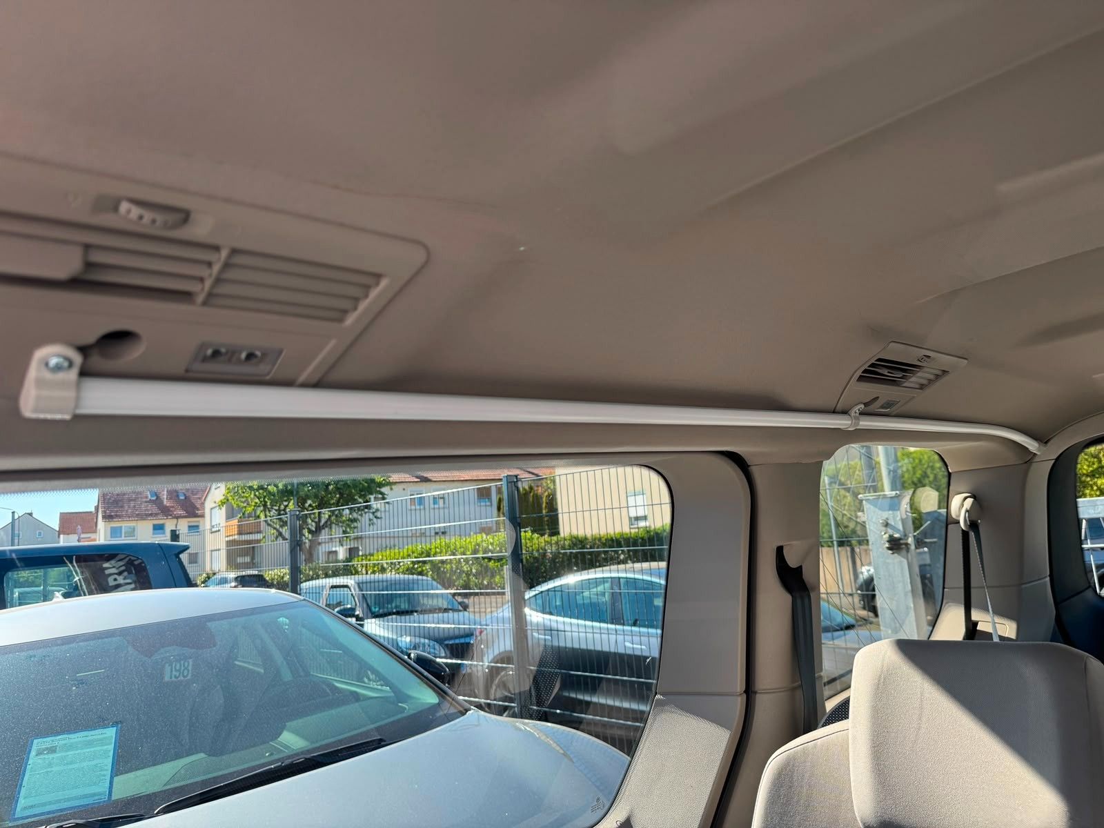 Fahrzeugabbildung Volkswagen T7 Multivan lang Space- Camper/Lounge/Slide,WR