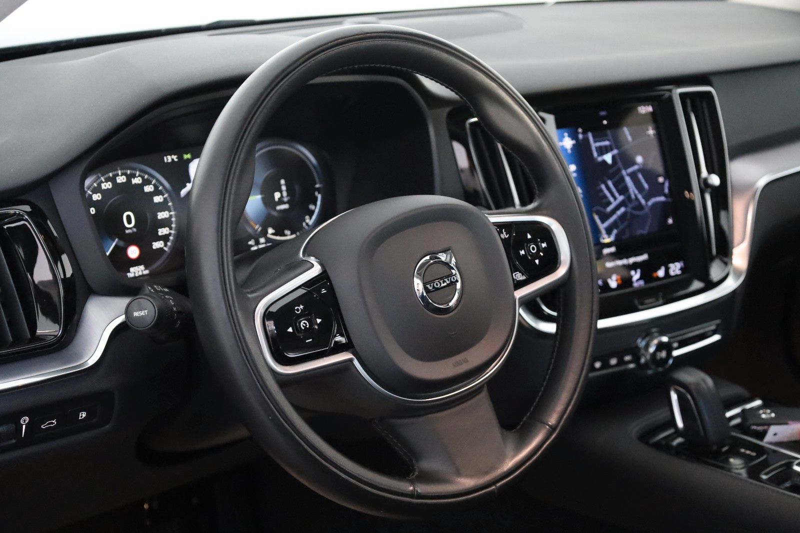 Fahrzeugabbildung Volvo V60 T6 AWD Inscription Expr. Leder,Navi,LED,SH