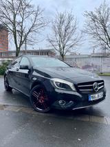 Mercedes-Benz A 250 4MATIC PANO/R-KAMERA/SPURPAKET - Mercedes-Benz A-Klasse Gebrauchtwagen in Frankfurt