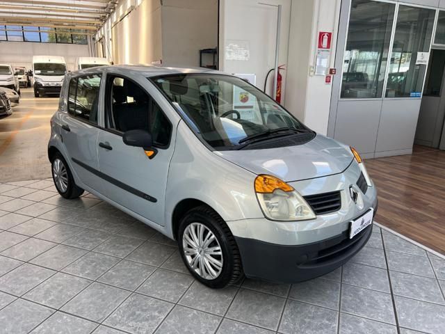 Renault RENAULT Modus 1.5 dCi 70CV Luxe Privilège-C.DIST
