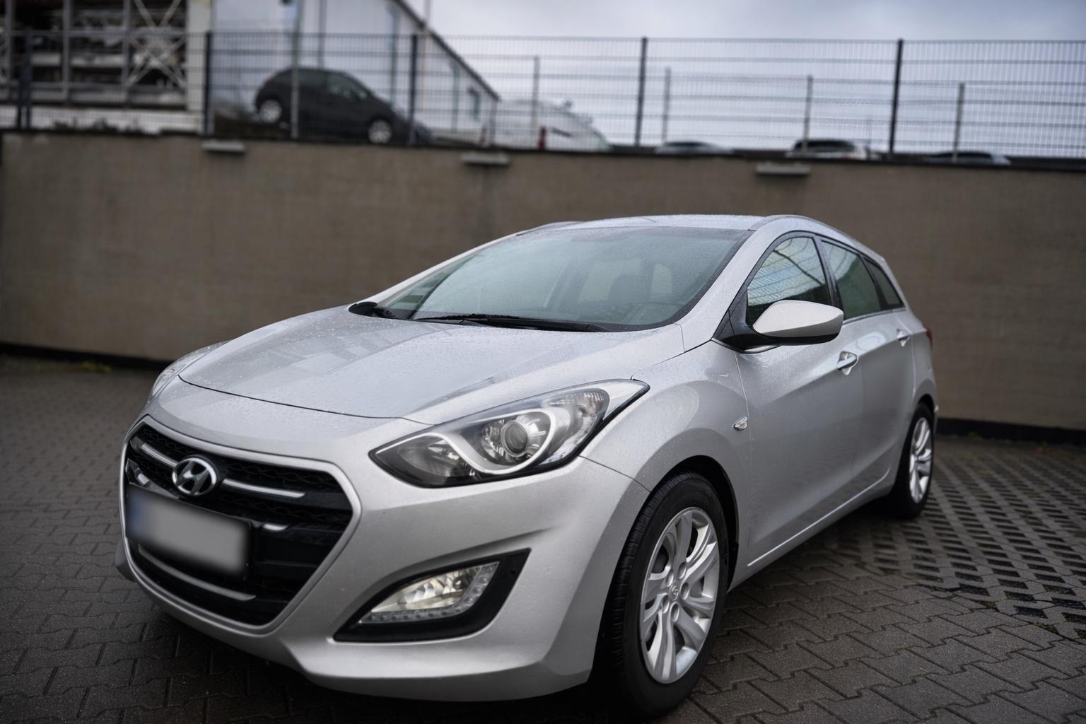 Hyundai i30 cw blue Trend Euro6