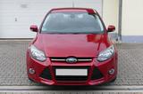 Ford Focus 1.6 TDCi Lim.Titanium/NAVI/Allwetterreifen - Ford Focus aus 2011: 1.6