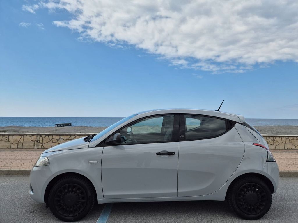 Image of Lancia Ypsilon