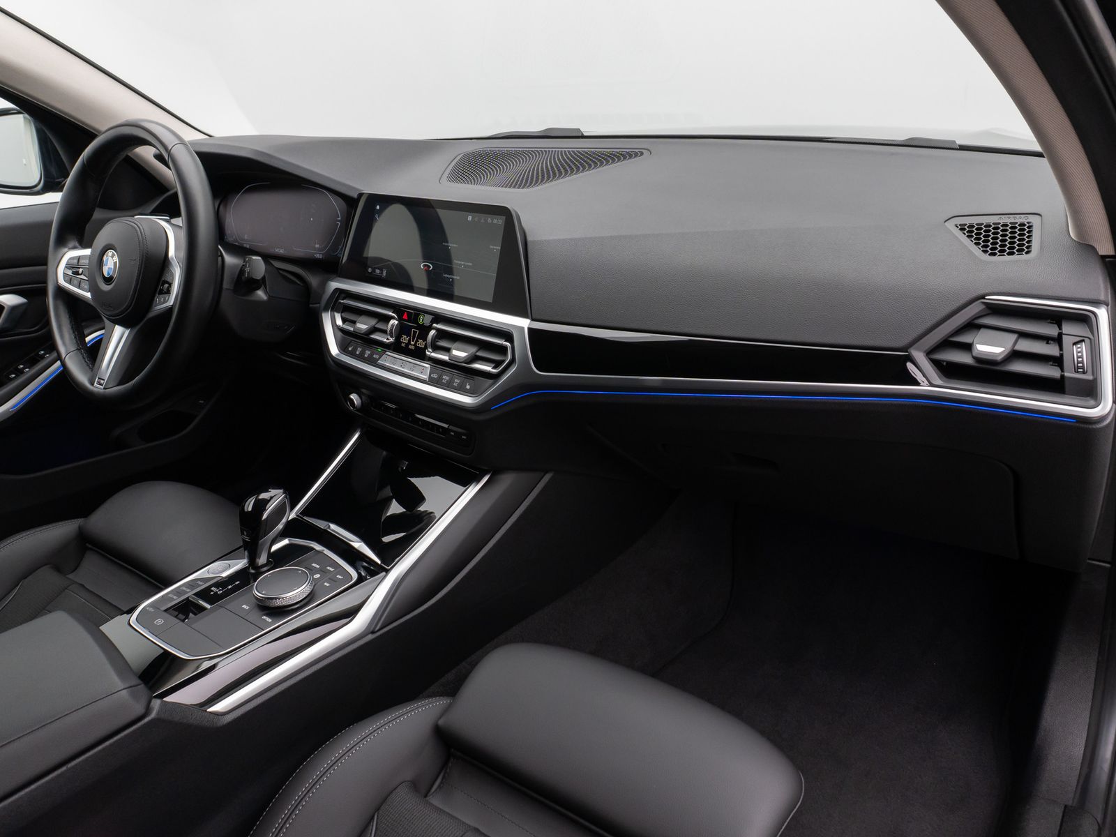 Fahrzeugabbildung BMW 320d Sport Line Laser DAB CockPitPro PDC Komfort