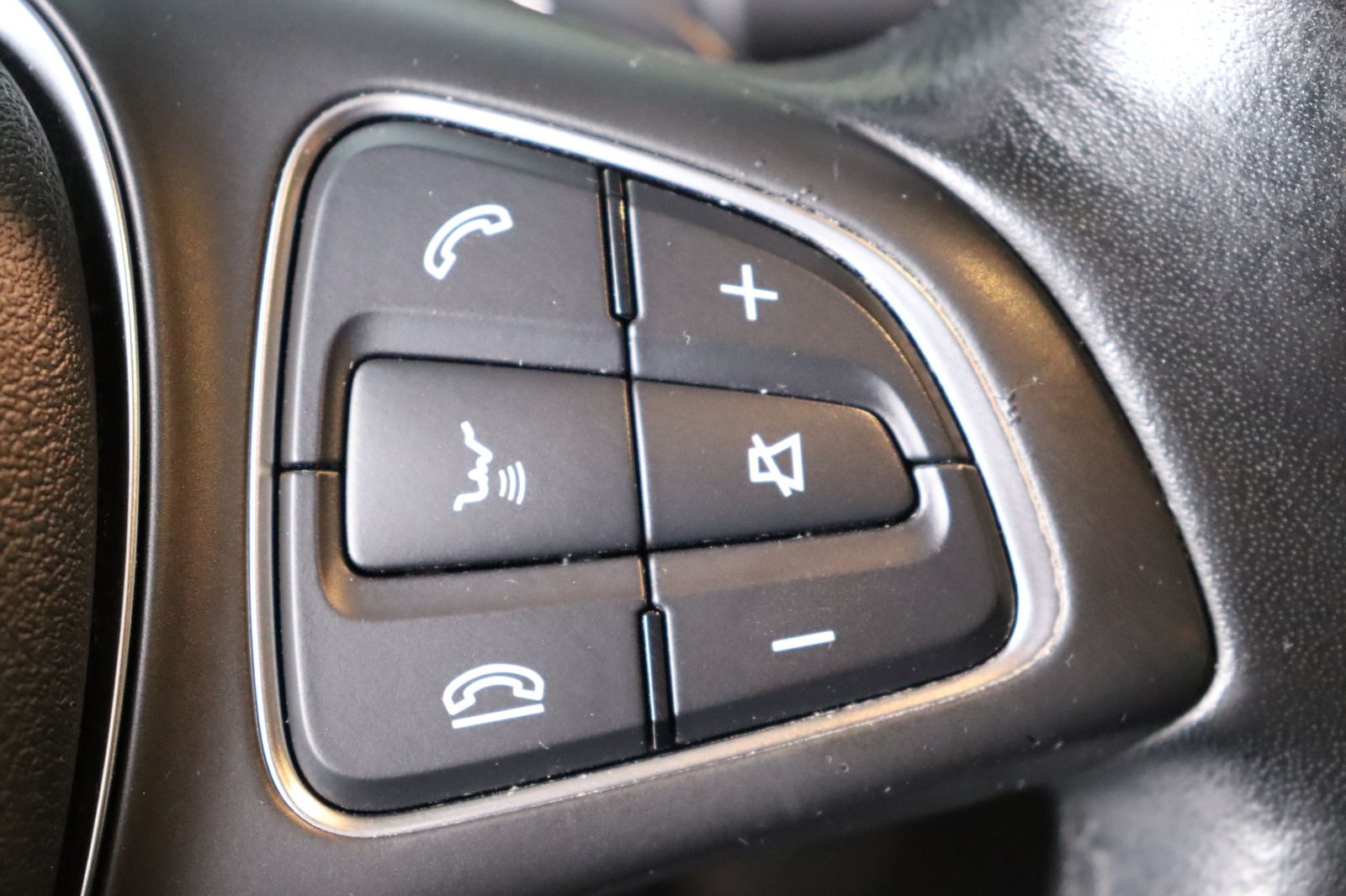 Fahrzeugabbildung Mercedes-Benz B 180 d * LED * Parkassist. * Keyless