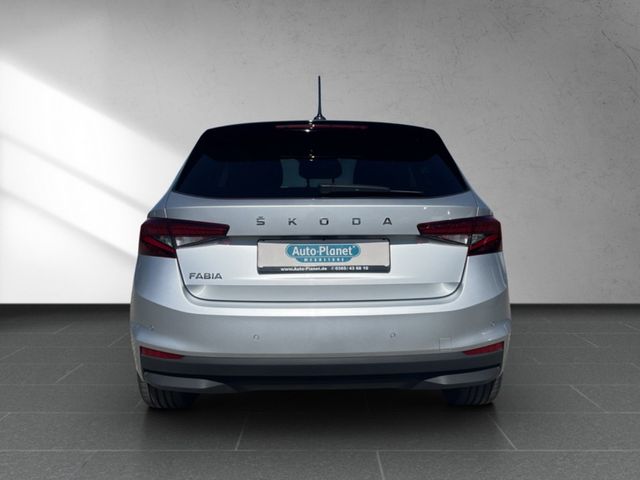 Skoda Fabia IV 1.0 TSI Style *ACC*CAM*LED*NAV*SHZ* ALU
