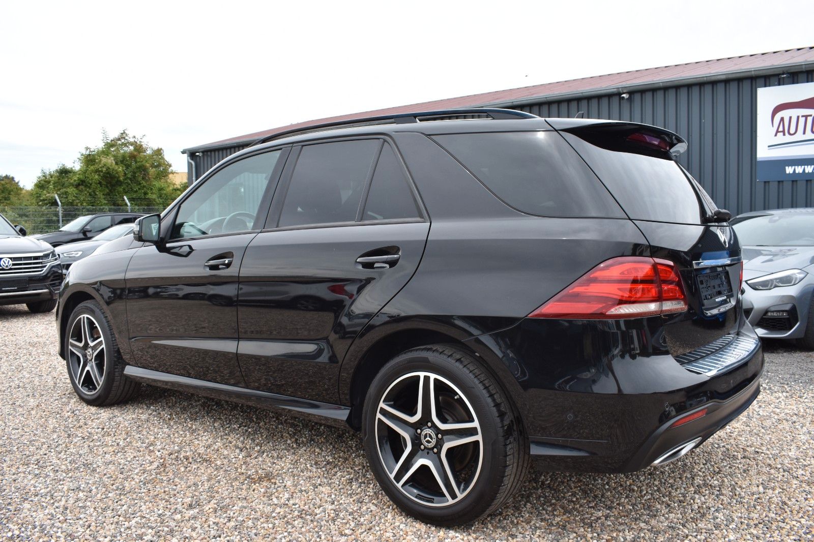 Fahrzeugabbildung Mercedes-Benz GLE 350 4Matic AMG line Nightp.Sitzbelüftung H&K