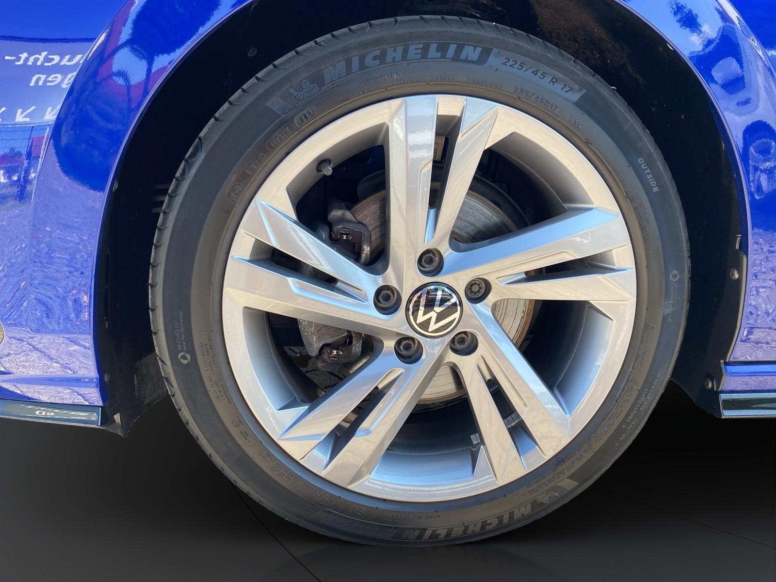 Volkswagen Golf VIII 1.5 eTSI R-Line +DSG+MATRIX+BLACK+LED+, миниатюра 7