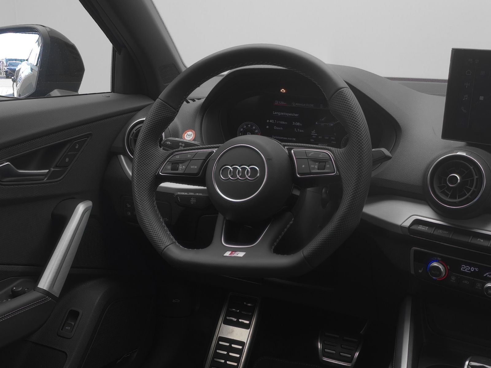 Audi SQ2 - Bild 12