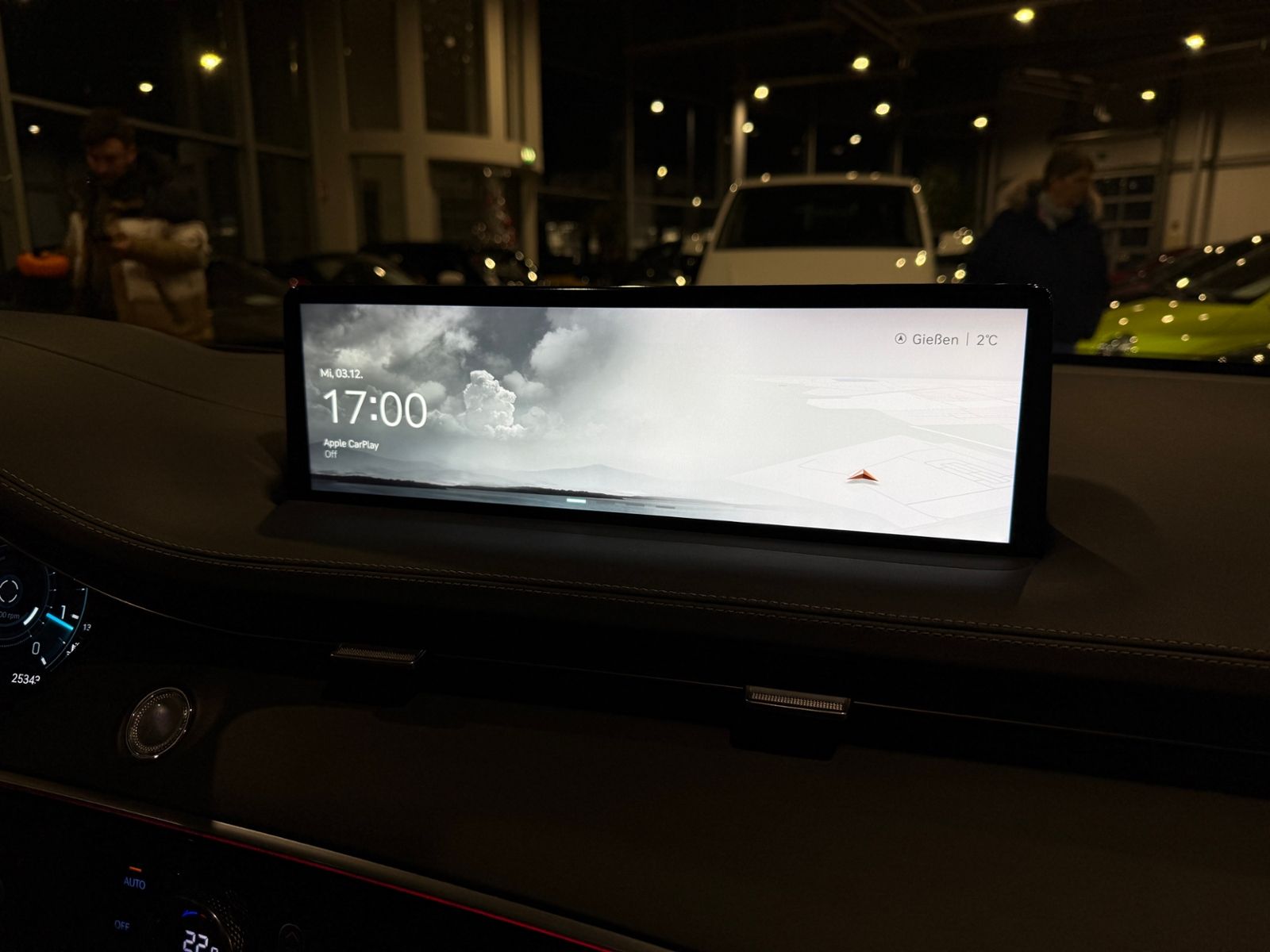 Fahrzeugabbildung Genesis GV70 Luxury 4WD PANO 360° HUD LED