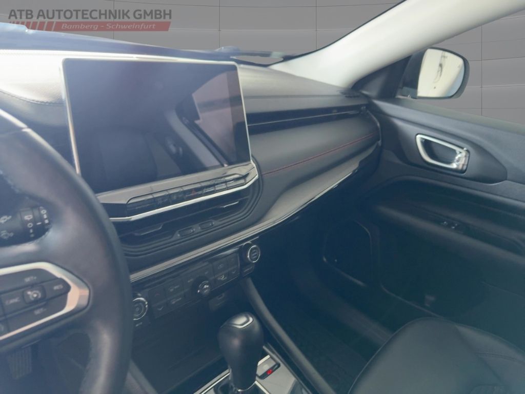 Fahrzeugabbildung Jeep Compass AUTOMATIK ALLWETTER  RÜCKFAHRK.