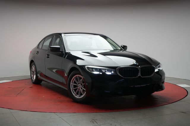 BMW 320 i  Advantage Navi/Temp/LED/Shzg