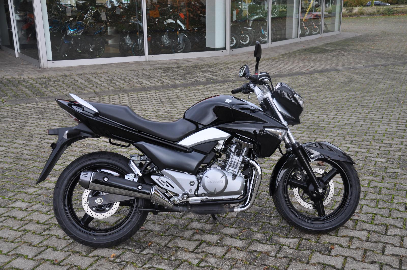 Suzuki GW 250 Inazuma