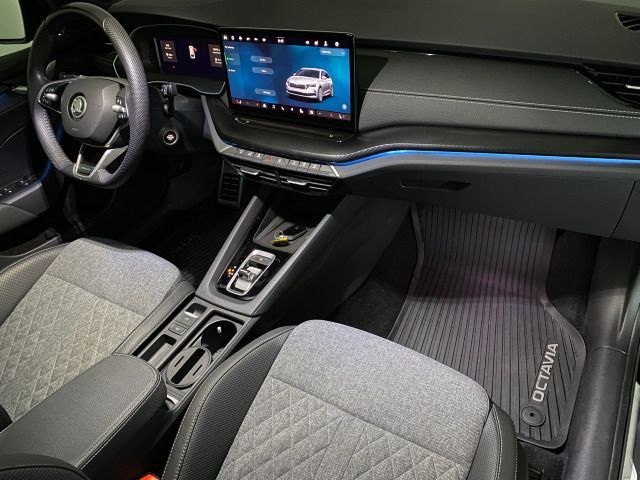 Octavia IV Combi Sportline 2.0 TDI DSG AHK+PANO+