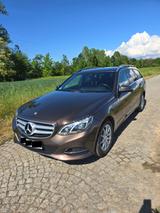 Mercedes-Benz E 250 AVANTGARDE Autom. AVA...
