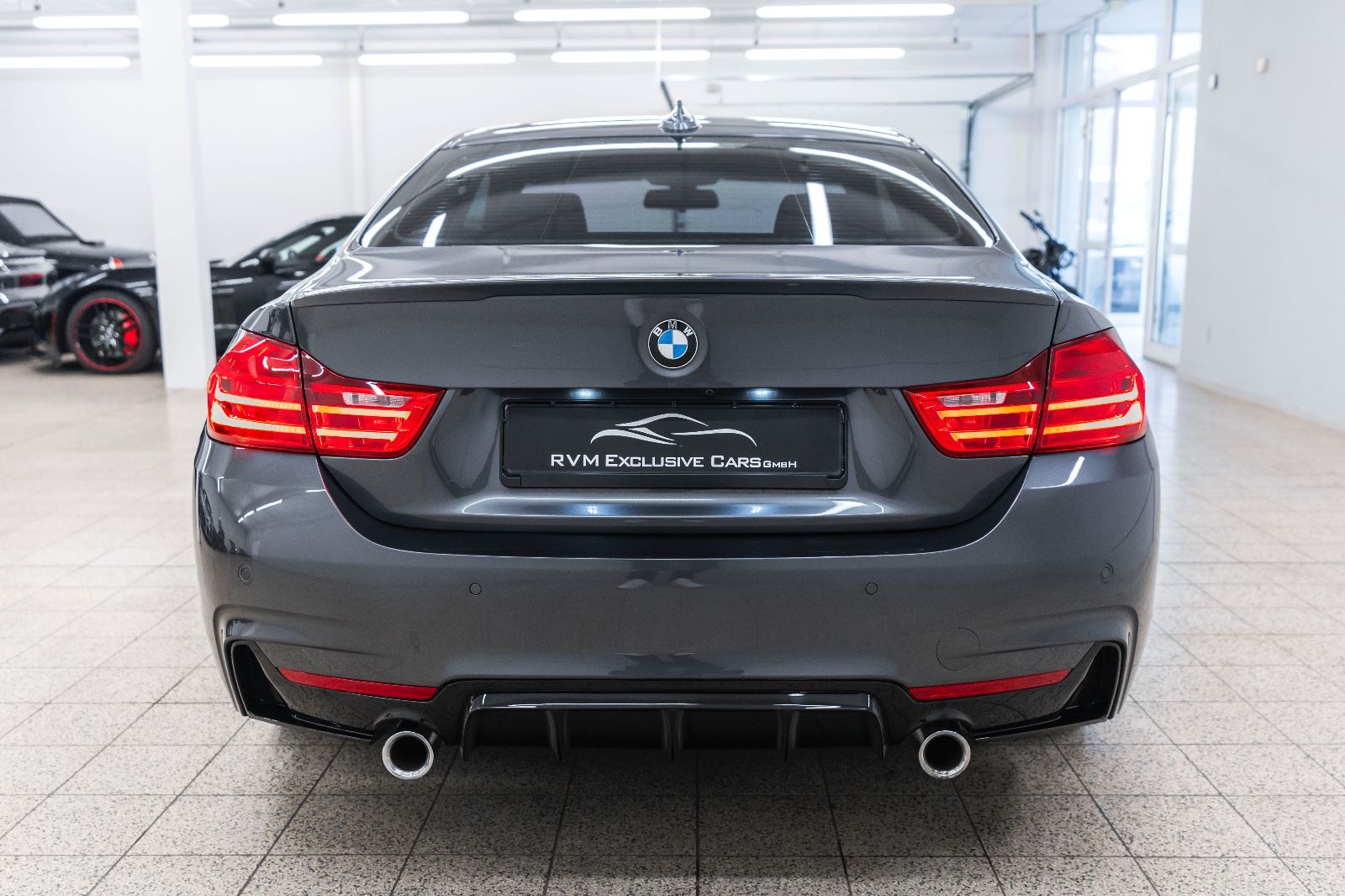 Fahrzeugabbildung BMW 440i Coupé M-PERFORMANCE  HARMAN NAV KAM