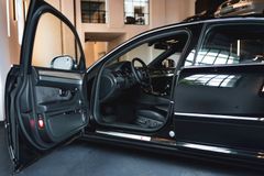 Fahrzeugabbildung Audi S8 L 5.2 V10 *MWST. / B&O / FACELIFT / CERAMIC*