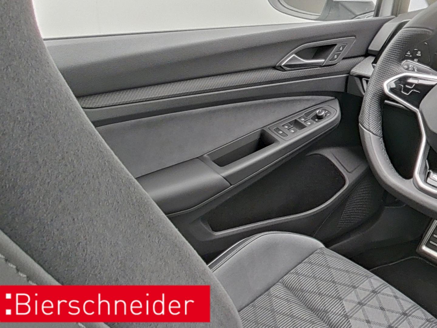 Volkswagen Golf 8 1.5 eTSI DSG R-Line LED NAVI ACC KAMERA S, миниатюра 12