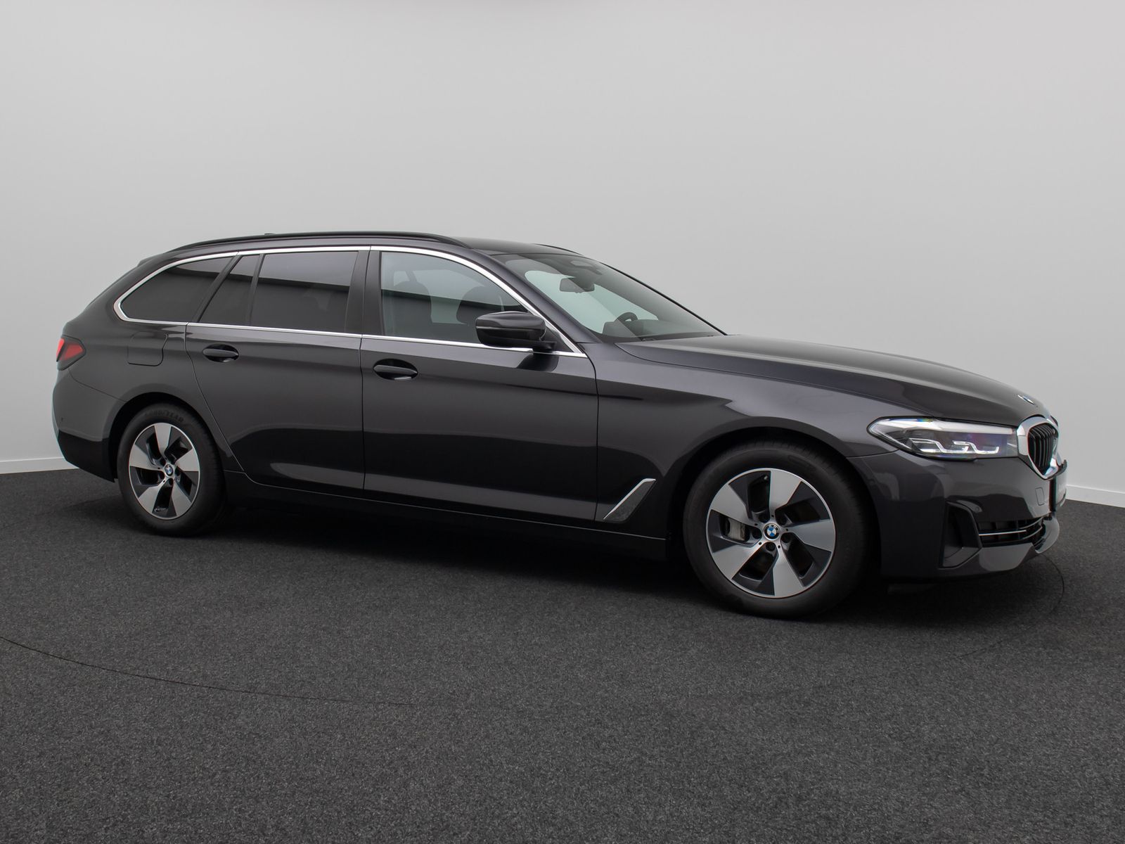 Fahrzeugabbildung BMW 530d xD ACC Alarm DAB Kamera 4xKlima Leder Sport