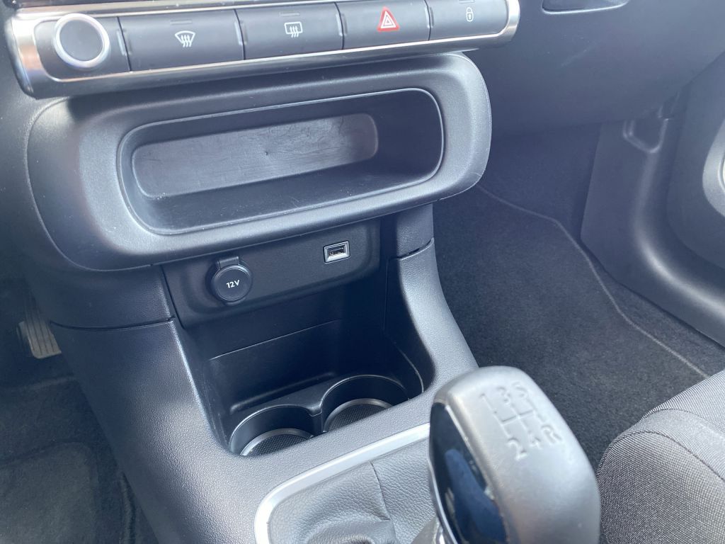 Fahrzeugabbildung Citroën C3 PT 83 S&S C-SERIES *Klimaautomatik*PDC hinten