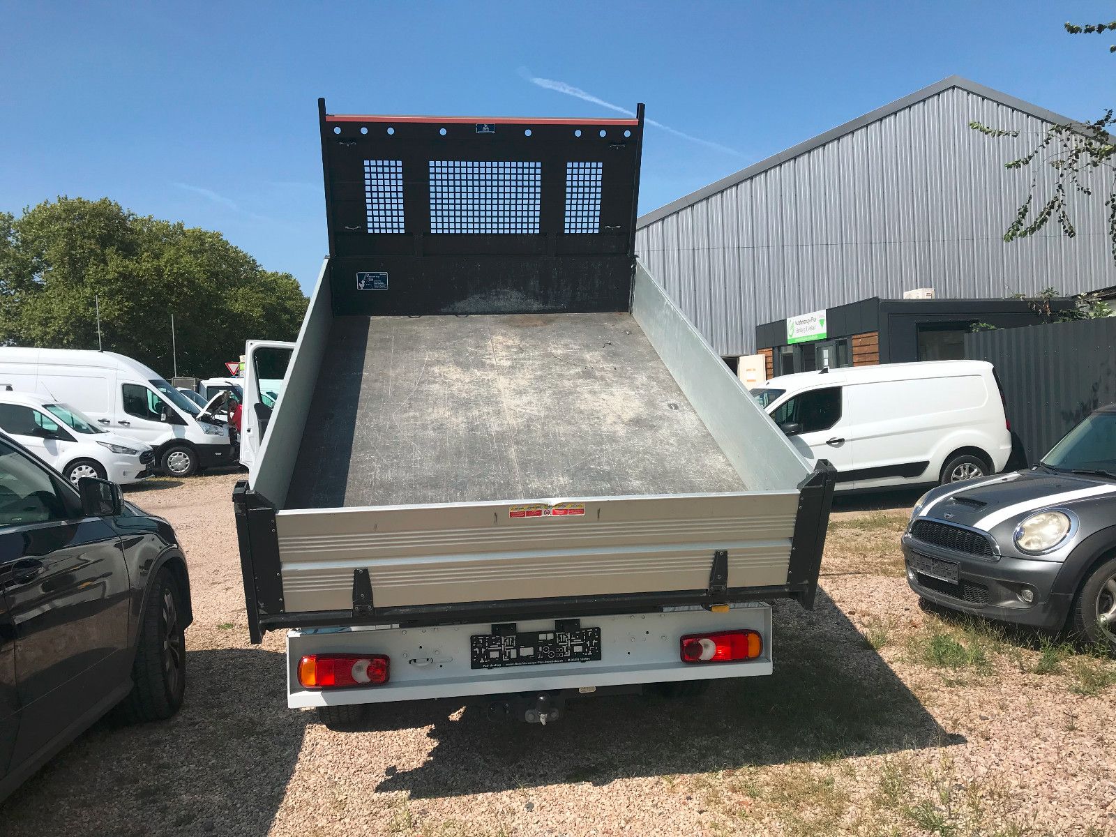 Fahrzeugabbildung Renault Master III DoKa ,L3H1,3-SEITENKIPPER